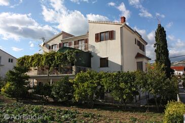 Kaštel Štafilić, Kaštela, Propiedad 5219 - Apartamentos with pebble beach.