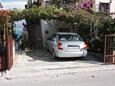 Parking lot Arbanija, Čiovo, Parking lot 5220 - Apartments near sea with rocky beach.