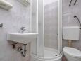 Salle de bain 1 Pokrivenik, Salle de bain 1 dans l’hébergement en type apartment, animaux acceptés et WiFi.