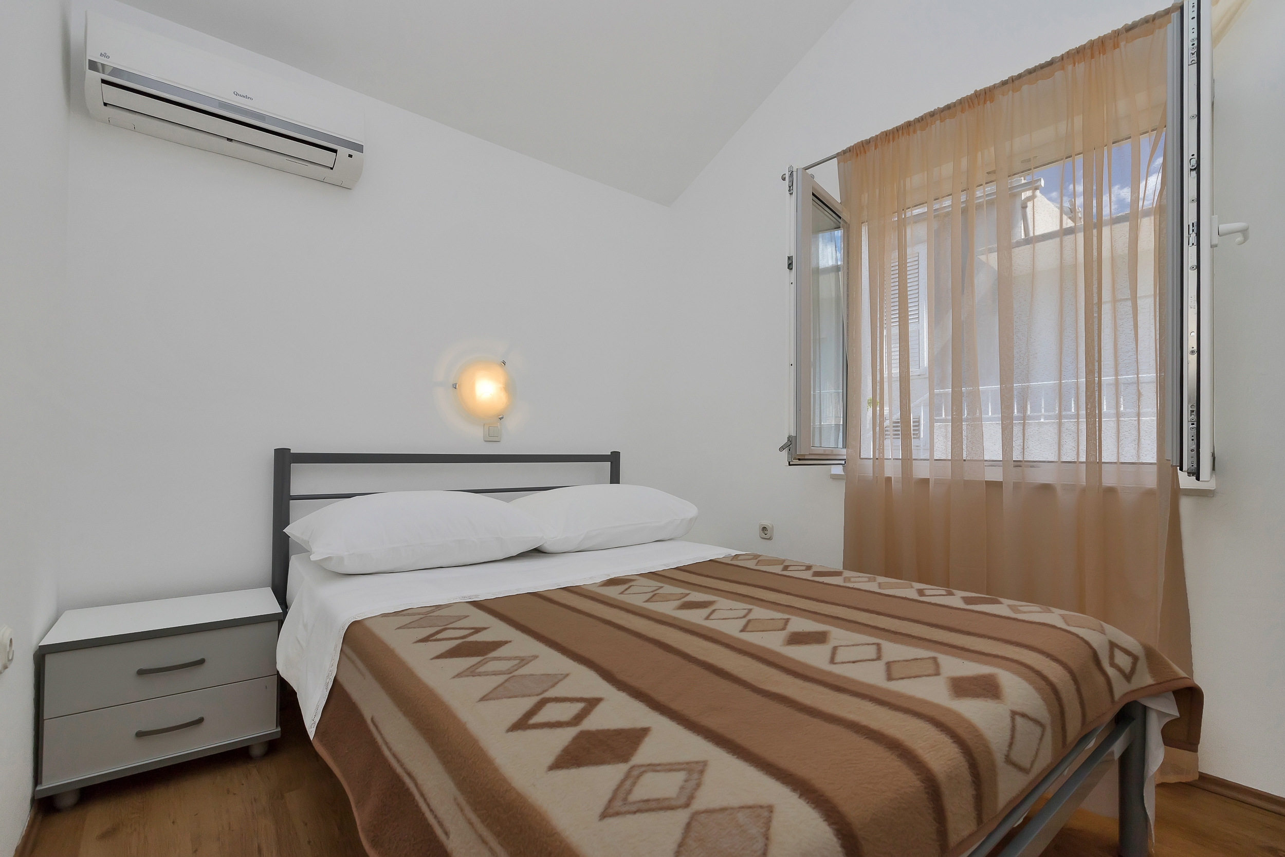 Top Hvar Pokrivenik Top Hvar Pokrivenik