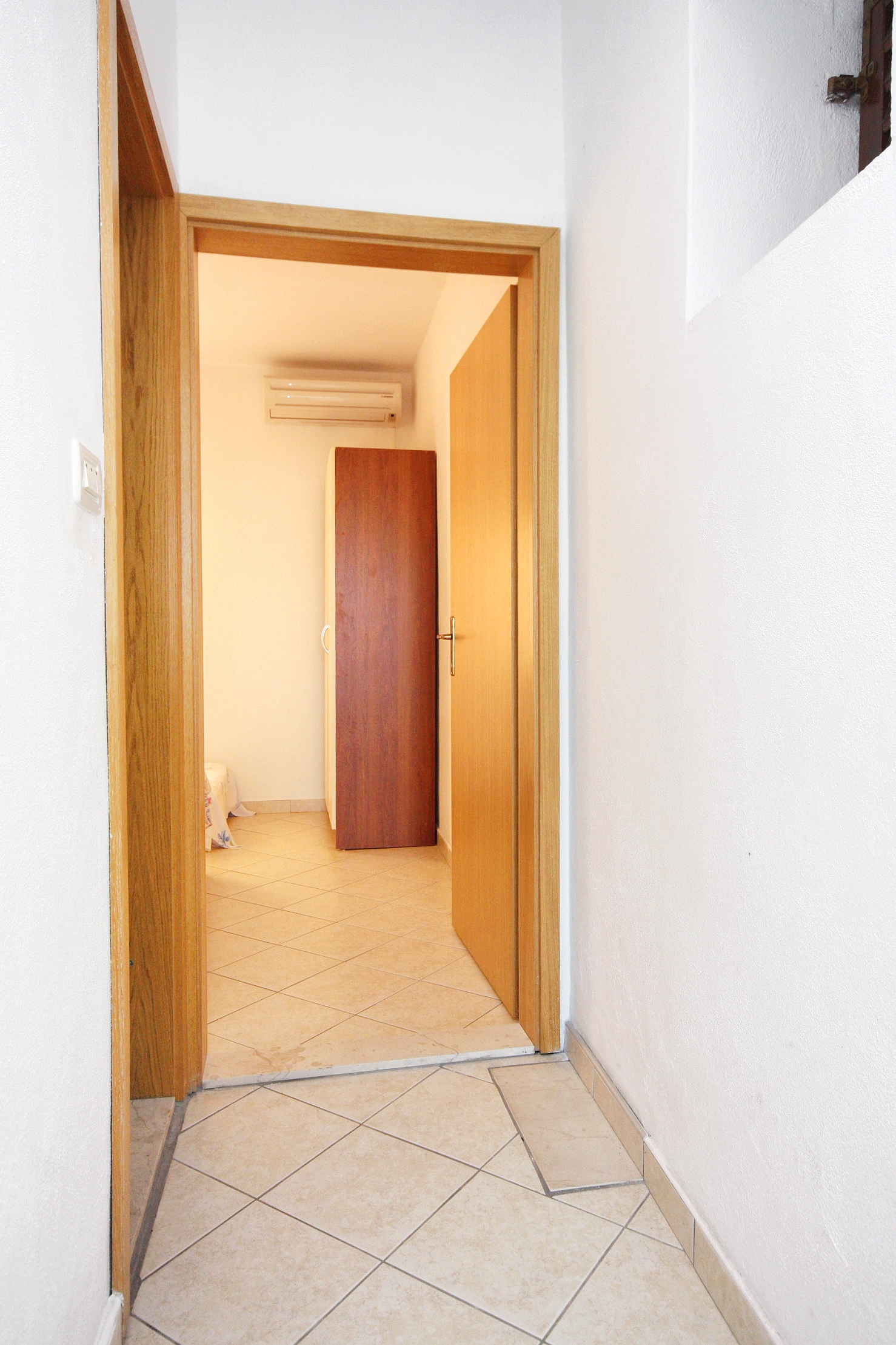 One bedroom apartment with terrace and sea view Arbanija, Čiovo  A-c