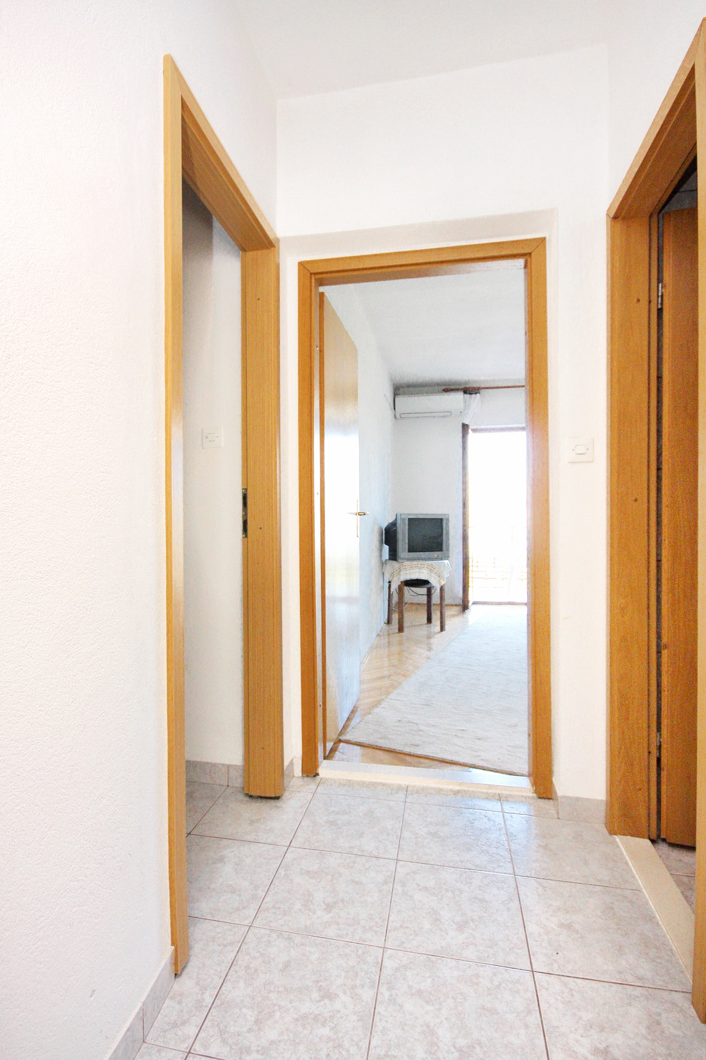 Three bedroom apartment with balcony and sea view Arbanija, Čiovo  A-e