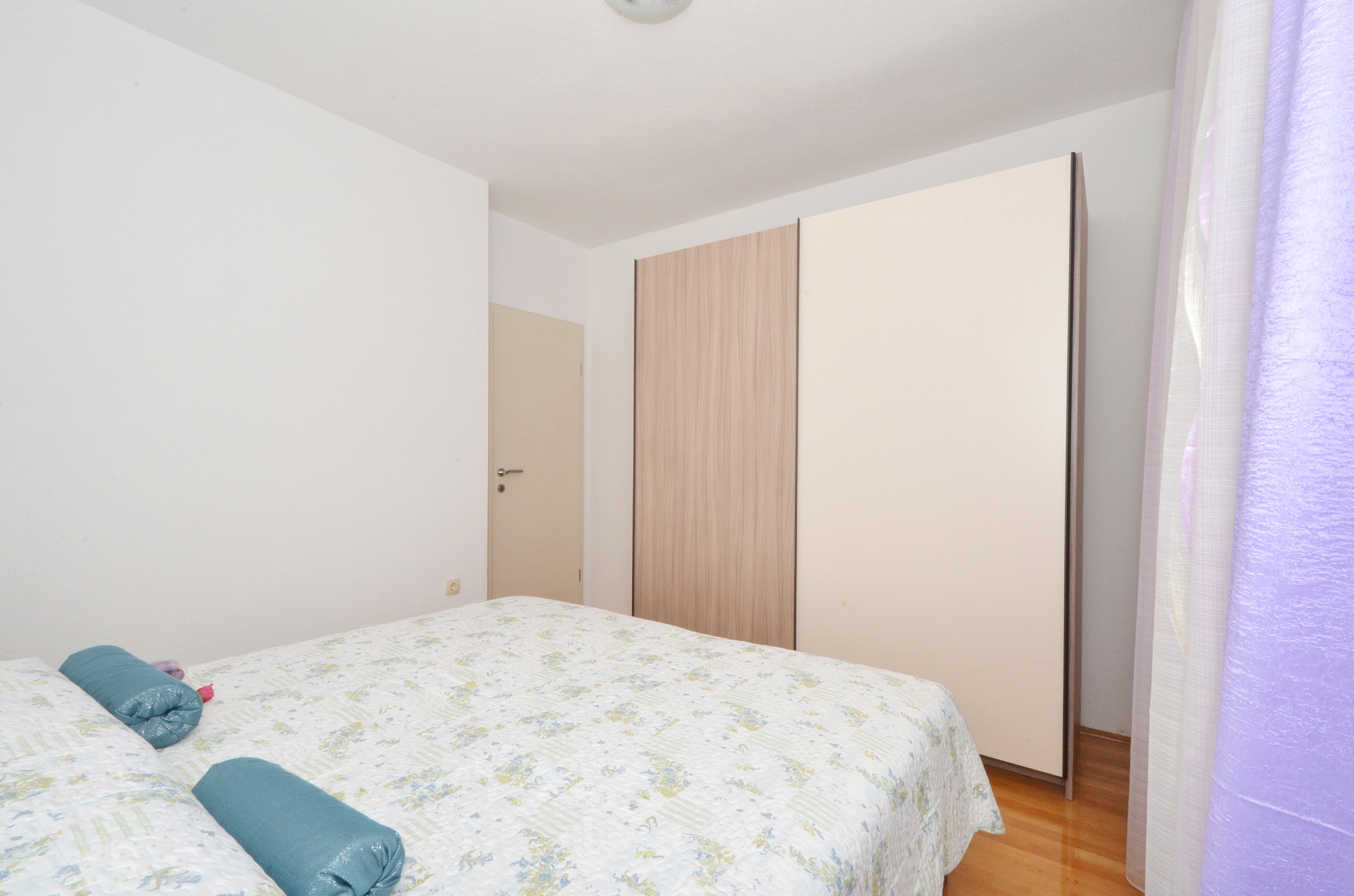 Three bedroom apartment with terrace and sea view Arbanija, Čiovo  A-f