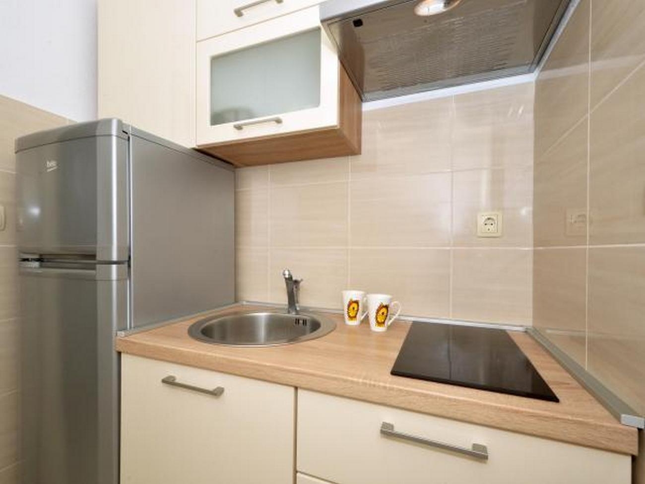 Three bedroom apartment with terrace and sea view Arbanija, Čiovo  A-f
