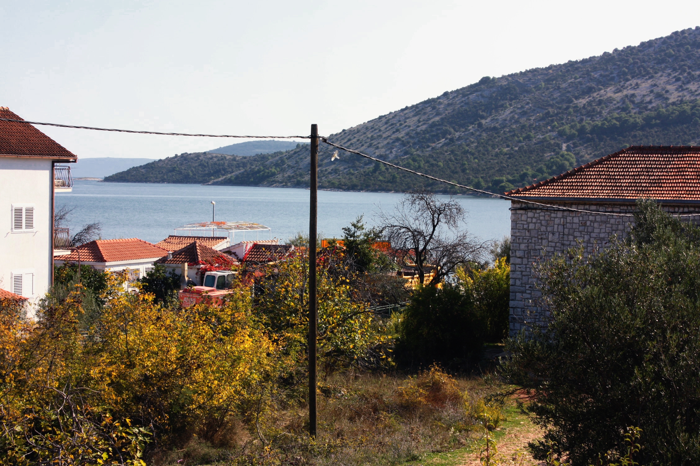One bedroom apartment with terrace and sea view Vinišće, Trogir  A-a