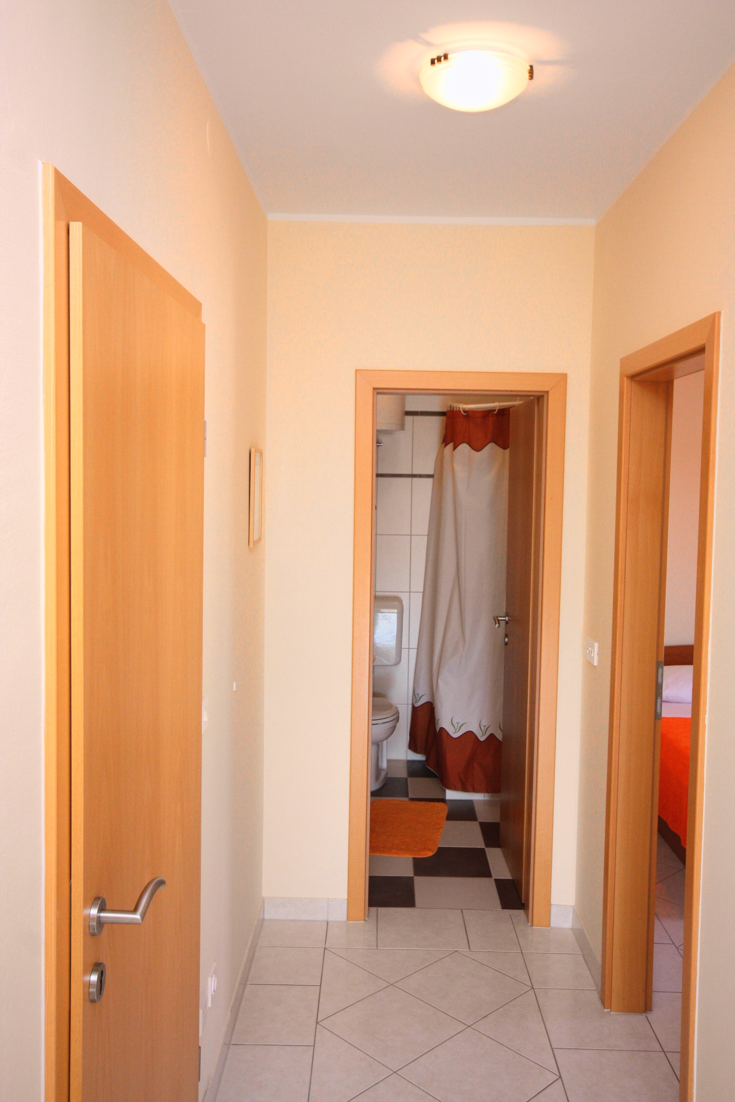 Two bedroom apartment with terrace and sea view Vinišće, Trogir  A-b