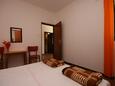 Mandre, Bedroom in the apartment, (pet friendly) and WiFi.