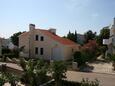 Mandre, Terrace - view in the apartment, (pet friendly) and WiFi.