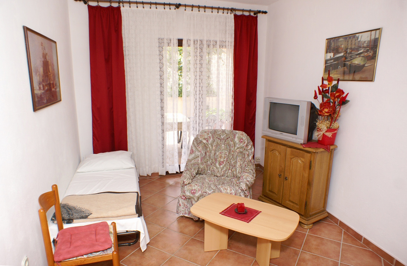 Two bedroom apartment with terrace Mandre, Pag (A-523-b) Two bedroom apartment with terrace Mandre, Pag (A-523-b)