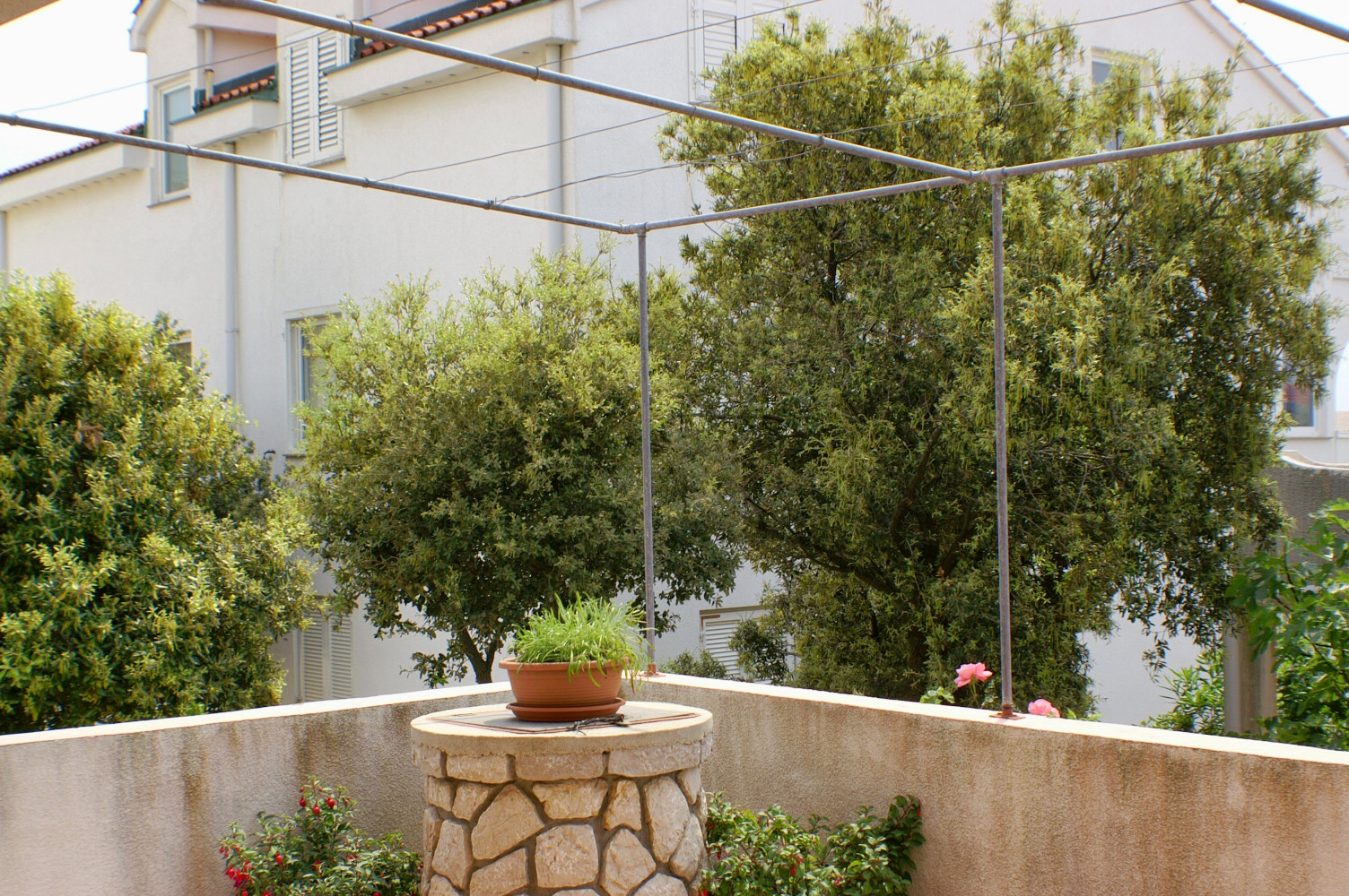 Two bedroom apartment with terrace Mandre, Pag  A-b
