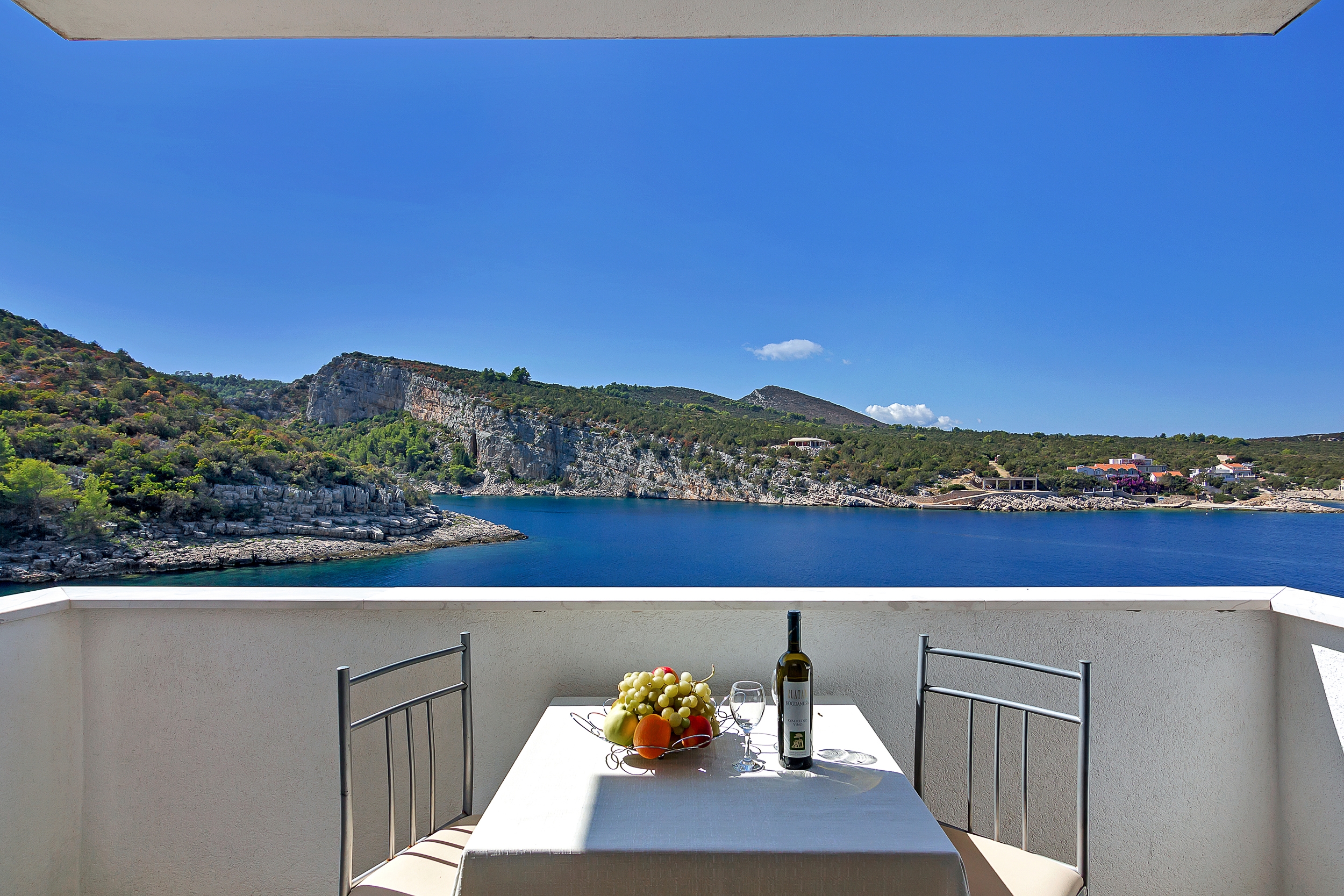 Studio flat near beach Cove Pokrivenik, Hvar (AS-5231-b) Studio flat near beach Cove Pokrivenik, Hvar (AS-5231-b)