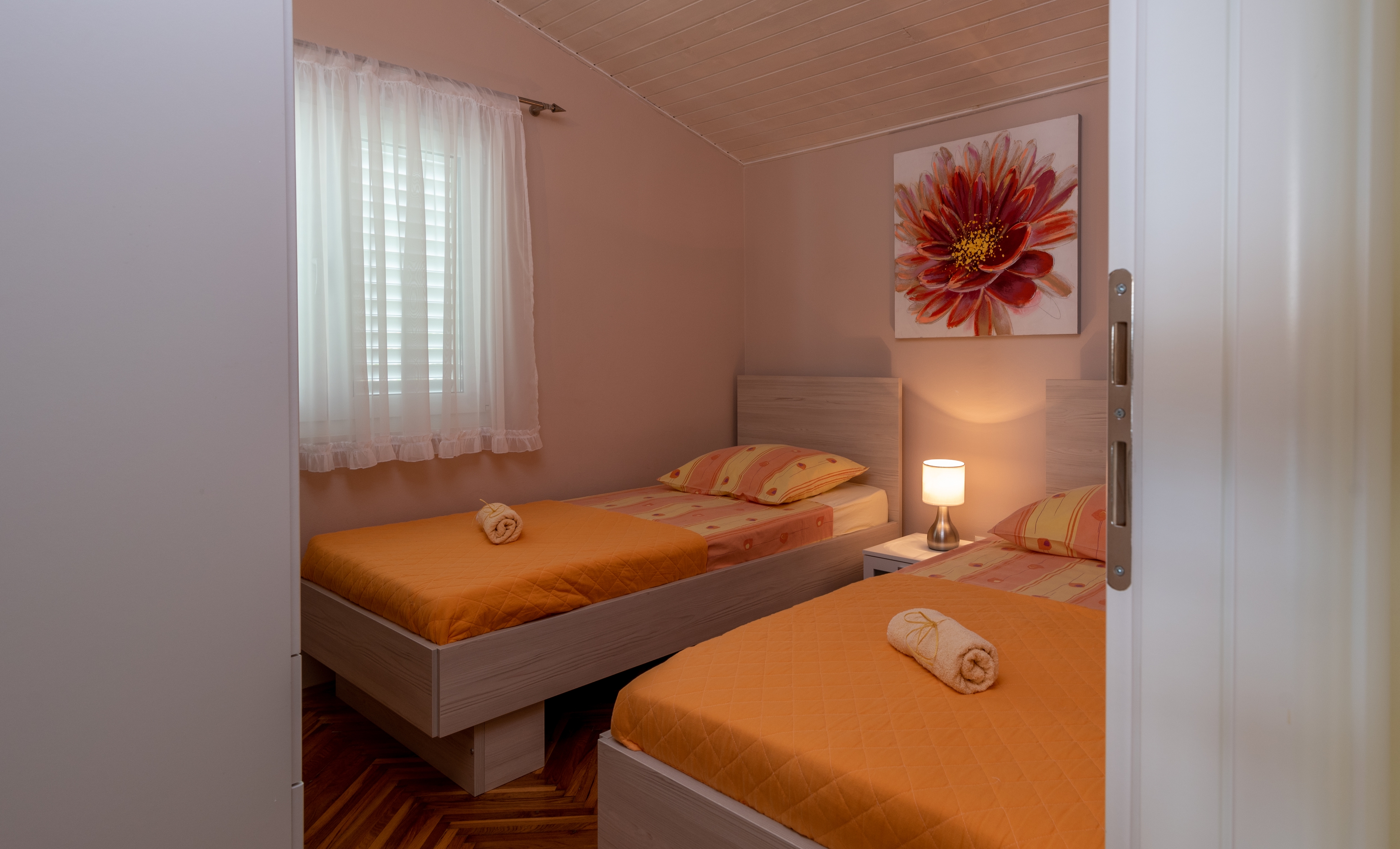 Three bedroom apartment near beach Rastići, Čiovo  A-a