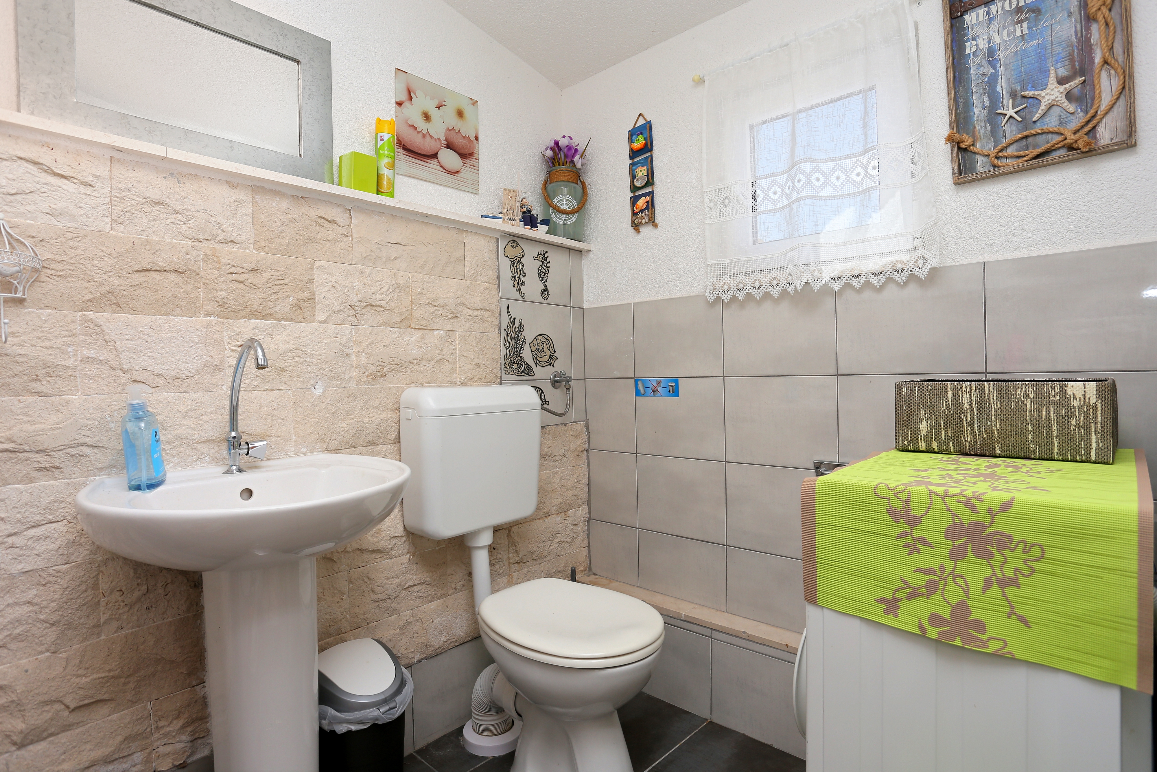 Two bedroom apartment near beach Rastići, Čiovo  A-c