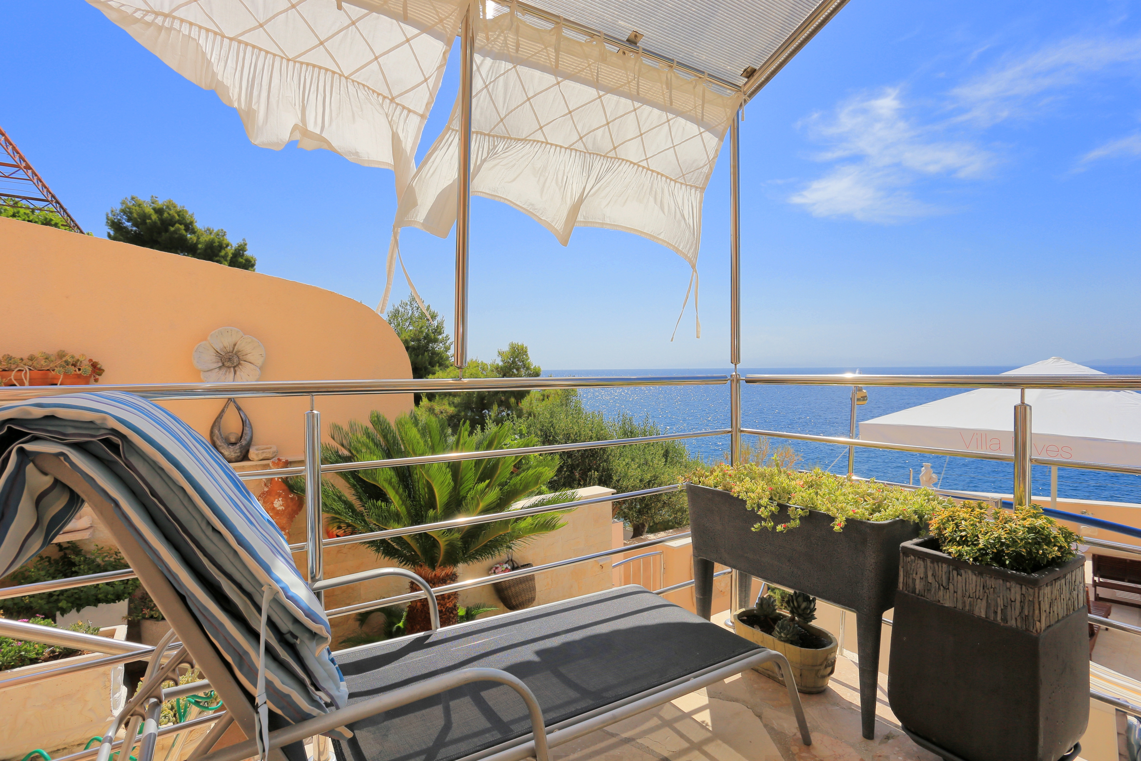 Two bedroom apartment near beach Rastići, Čiovo  A-c