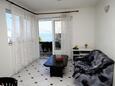 Stomorska, Living room in the apartment, (pet friendly).