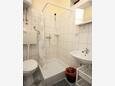 Stomorska, Baño in the studio-apartment, (pet friendly).