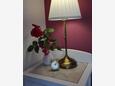 Milna, Bedroom in the apartment, air condition available and WiFi.