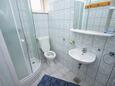 Koupelna 1 Omiš, Koupelna 1 v ubytování typu apartment, WiFi.