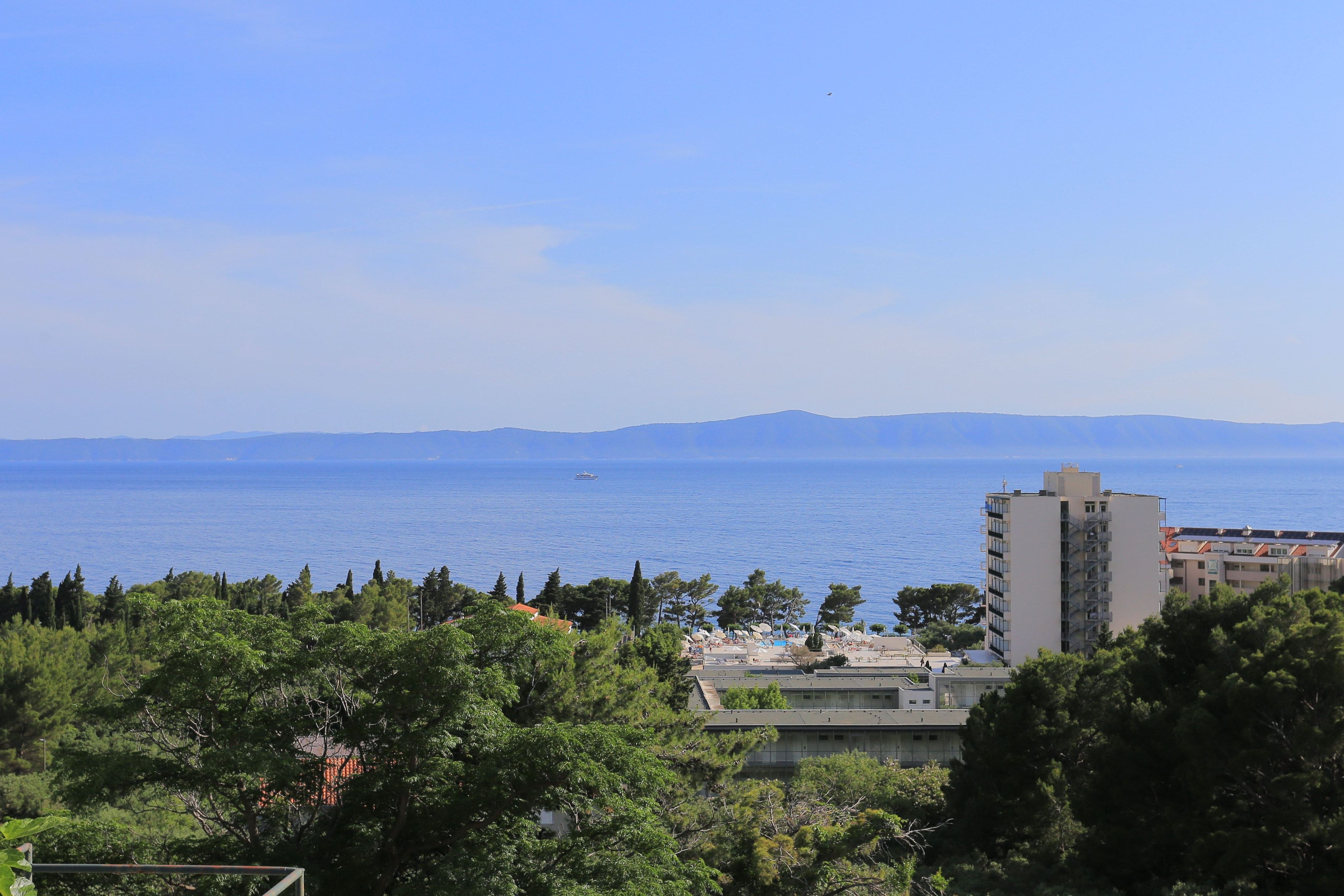 One bedroom apartment with balcony and sea view Tučepi, Makarska  A-b