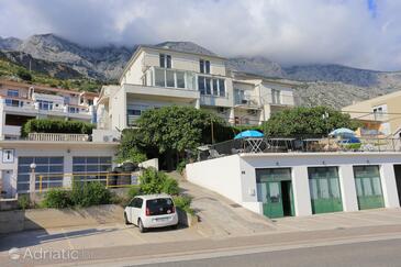 Tučepi, Makarska, Imobil 5263 - Apartamente și camere cu plajă cu pietriș.