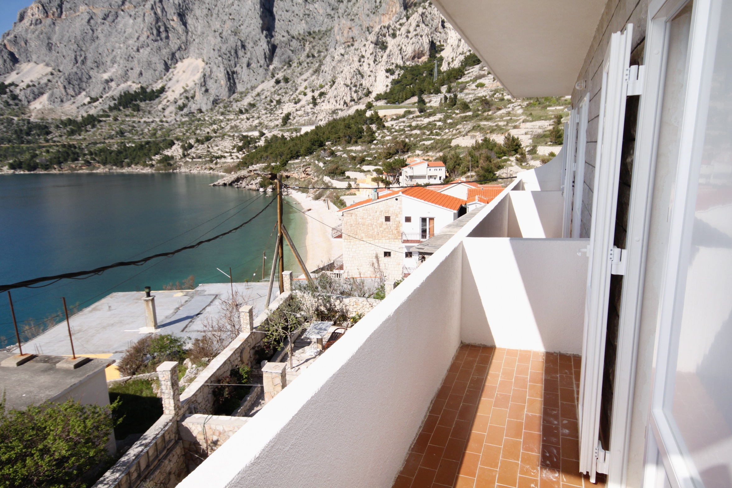 Three bedroom apartment with terrace and sea view Drašnice, Makarska  A-b