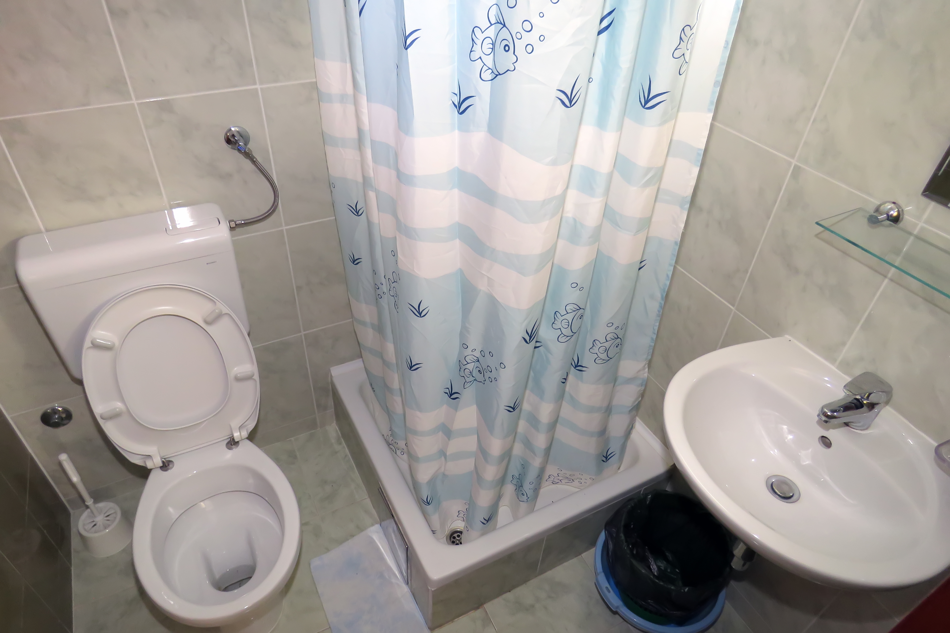 Three bedroom apartment with terrace and sea view Drašnice, Makarska  A-b