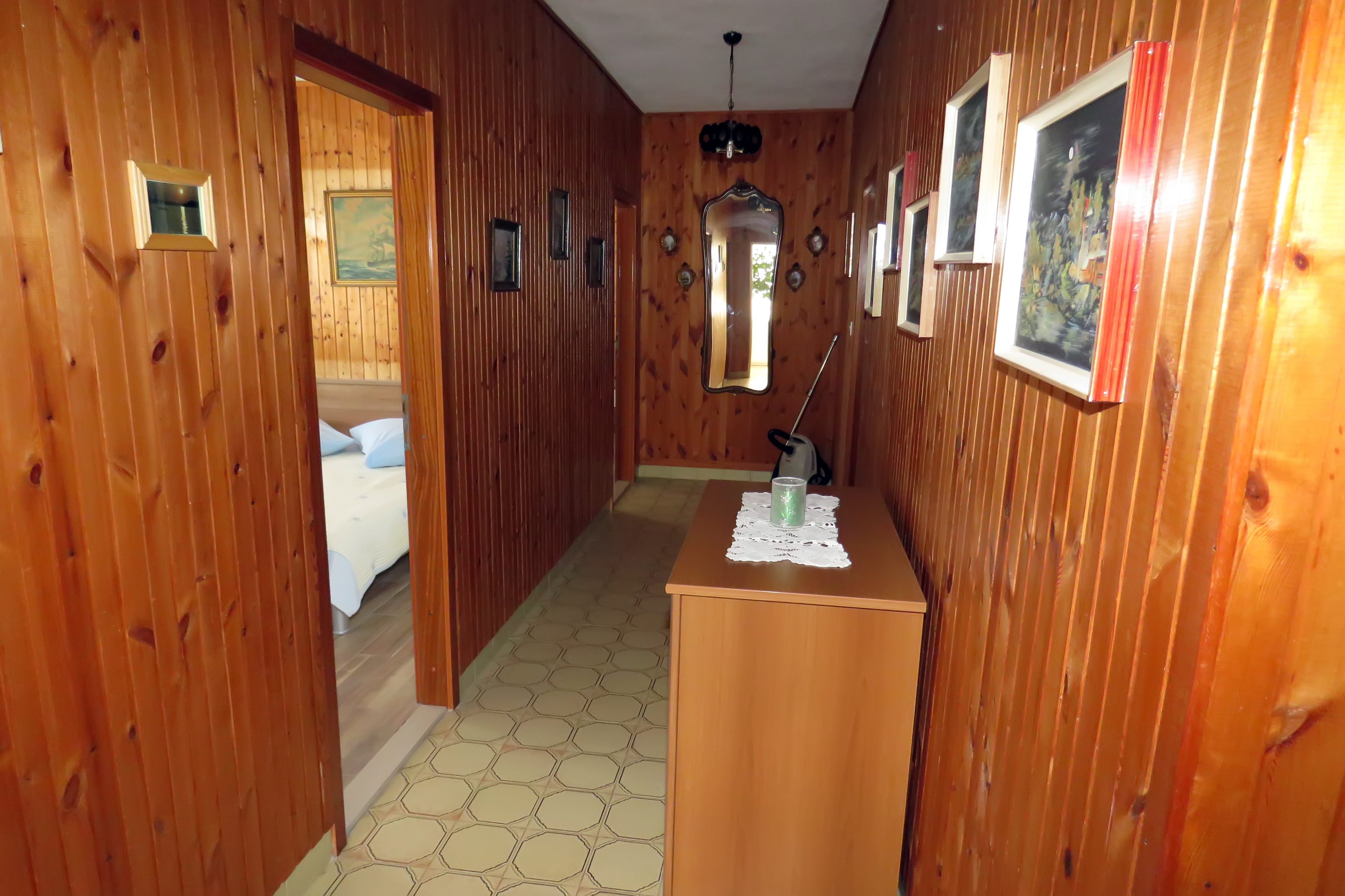 Three bedroom apartment with terrace and sea view Drašnice, Makarska  A-b