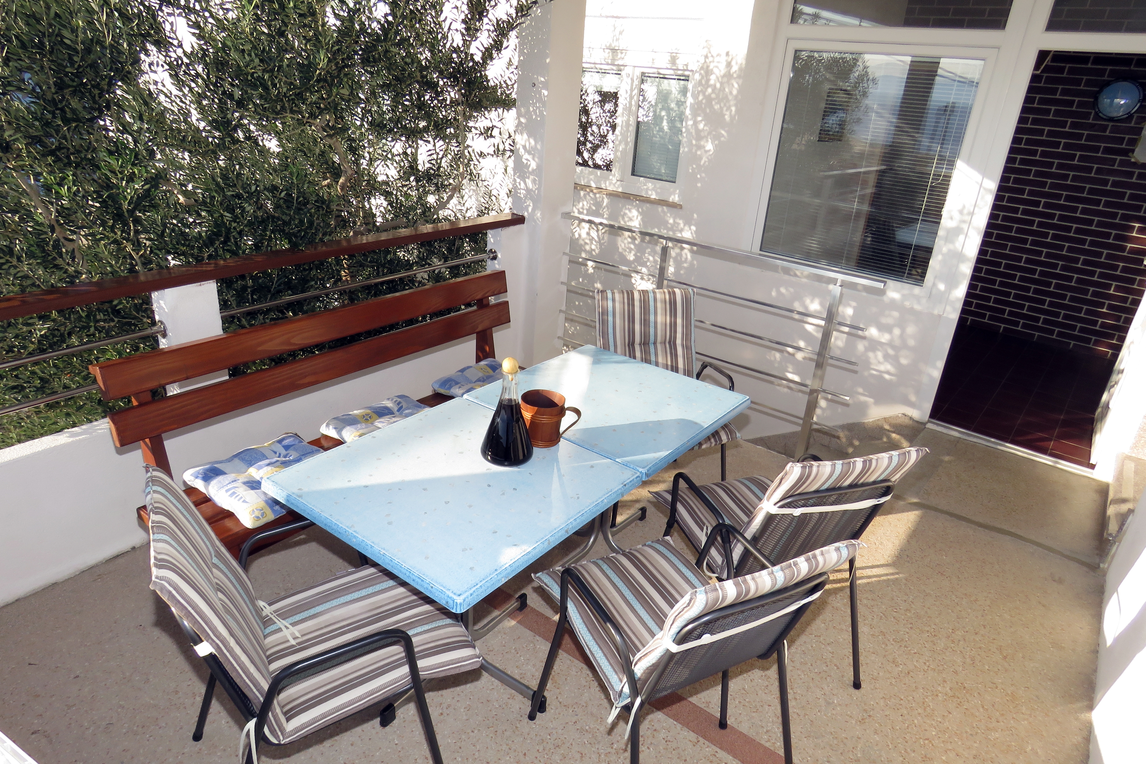 Three bedroom apartment with terrace and sea view Drašnice, Makarska  A-b