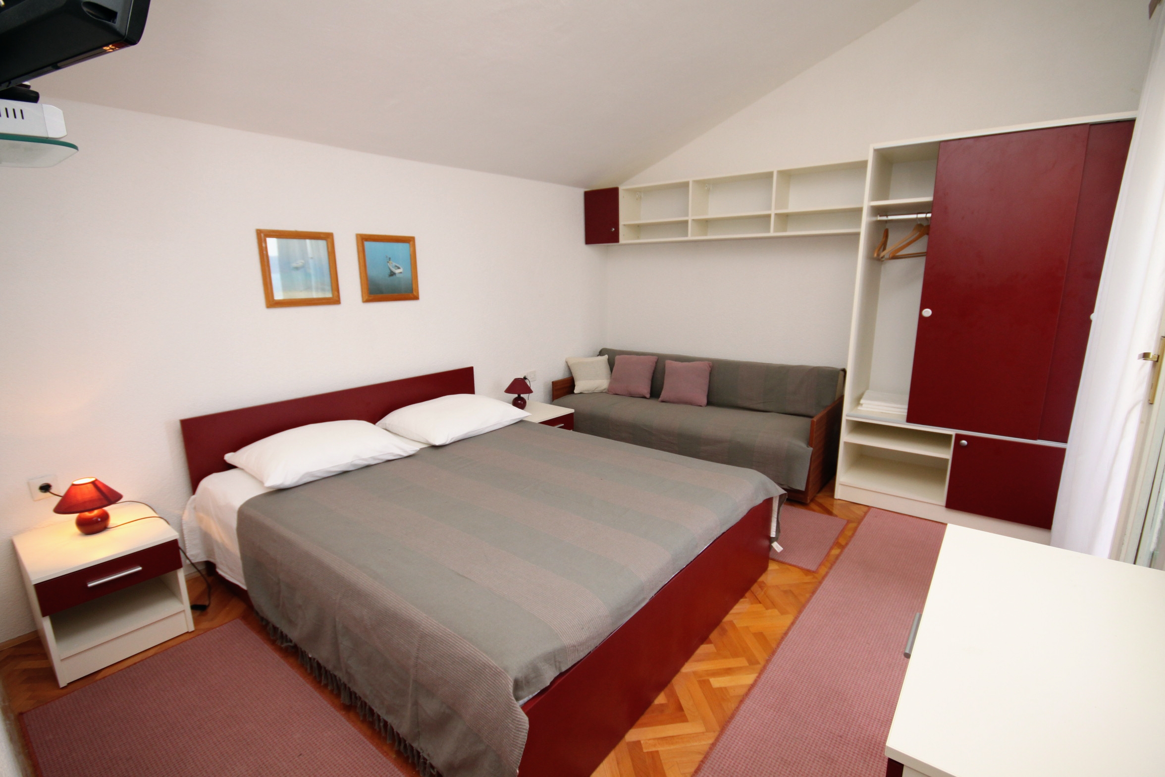 Top Makarska Igrane Top Makarska Igrane