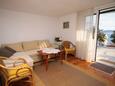 Living room Igrane, Living room in the apartment, (pet friendly) and WiFi.