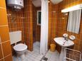 Koupelna Igrane, Koupelna v ubytování typu studio-apartment, WiFi.