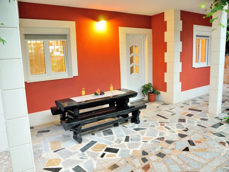 Two bedroom apartment with terrace and sea view Rogoznica (A-5269-e) Two bedroom apartment with terrace and sea view Rogoznica (A-5269-e)