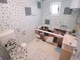 Ванная комната Grebaštica, Ванная комната в размещении типа apartment, Домашние животные допускаются и WiFi.