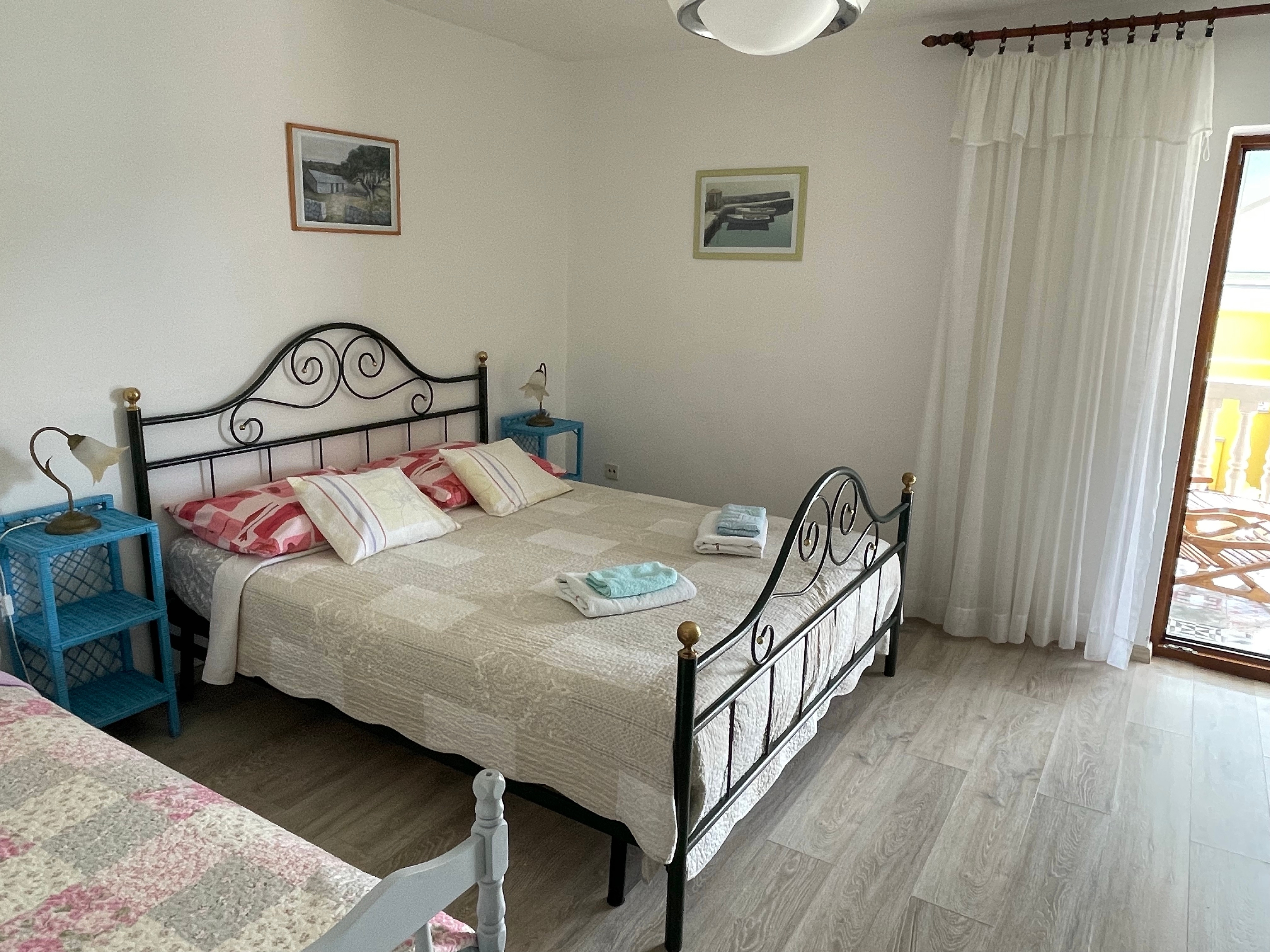 Two bedroom apartment near beach Grebaštica, Šibenik  A-c