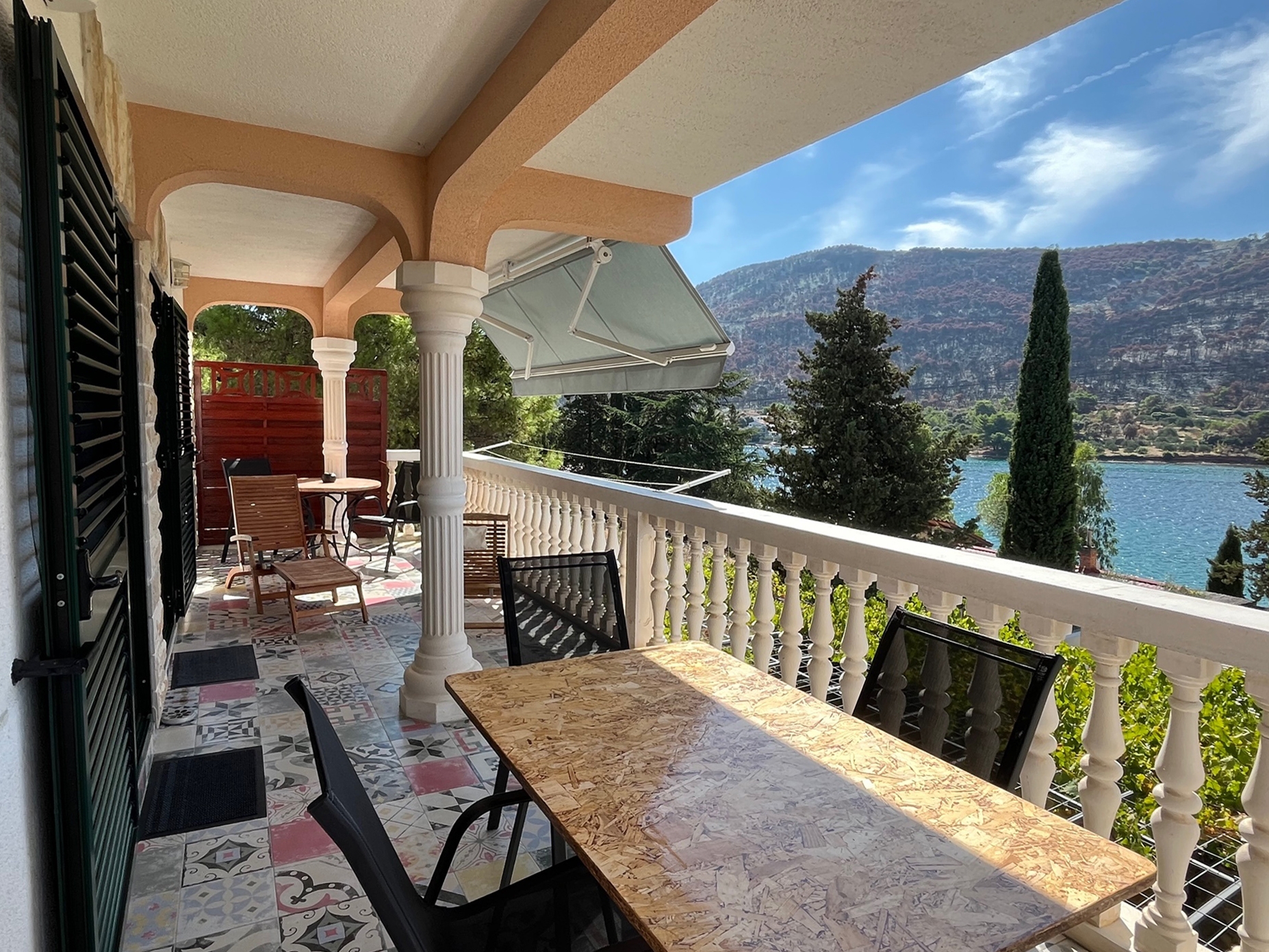 Two bedroom apartment near beach Grebaštica, Šibenik (A-5270-c)