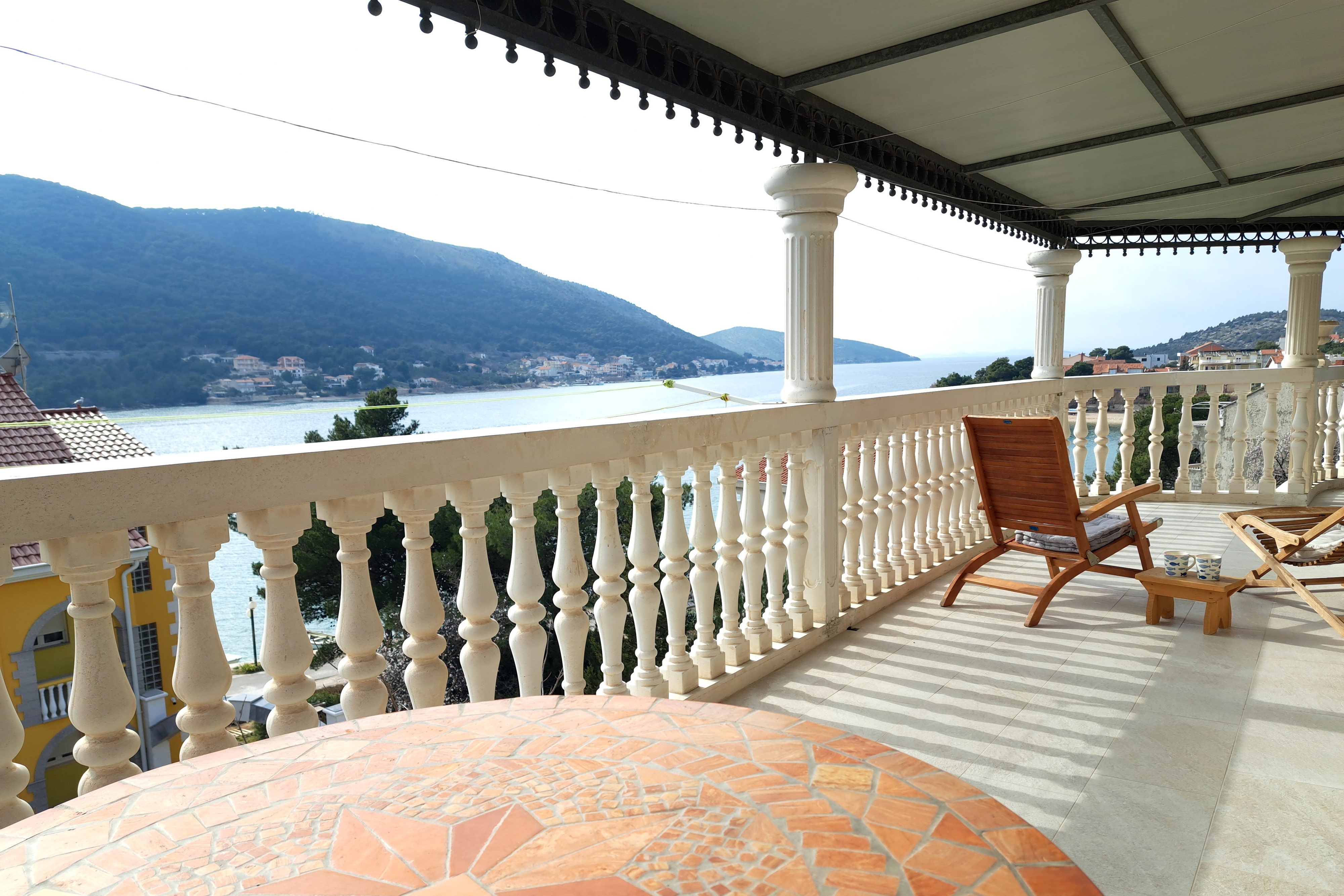 Three bedroom apartment near beach Grebaštica, Šibenik  A-d