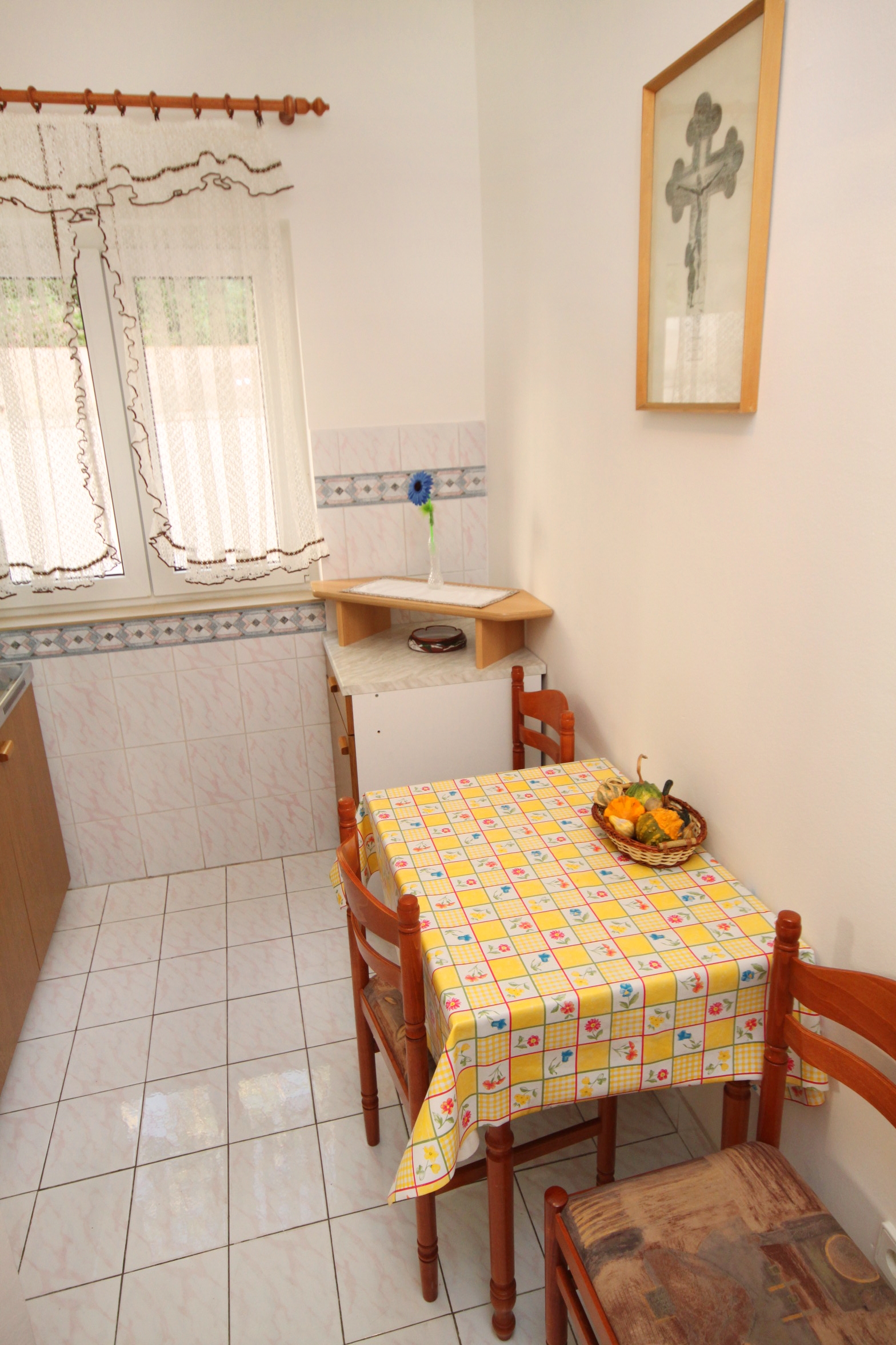 One bedroom apartment near beach Duće, Omiš (A-5275-b)