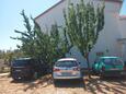 Biograd na Moru, Biograd, Parking 5282 - Appartement avec une plage de galets.