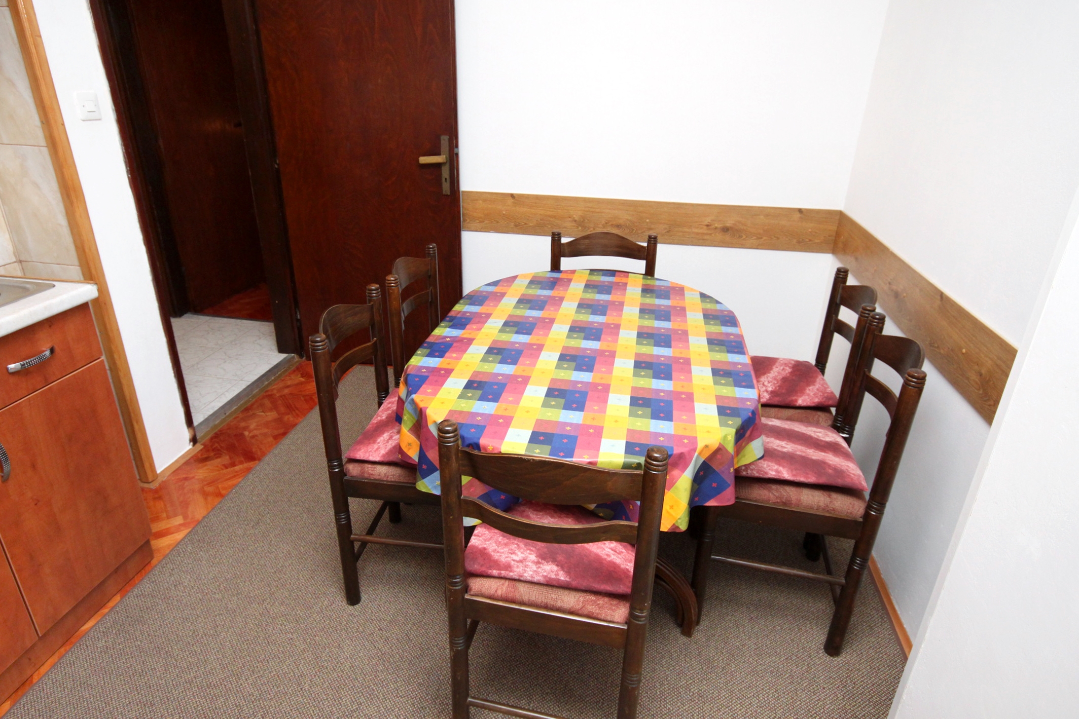 Three bedroom apartment near beach Pag (A-529-b) Three bedroom apartment near beach Pag (A-529-b)