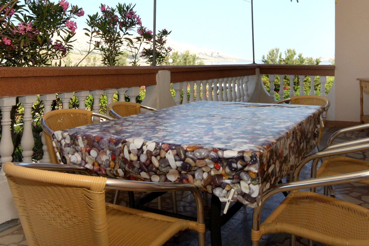 Three bedroom apartment near beach Pag (A-529-b) Three bedroom apartment near beach Pag (A-529-b)