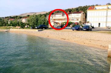 Pag, Pag, Alloggio 529 - Appartamenti affitto vicino al mare con la spiaggia ghiaiosa.