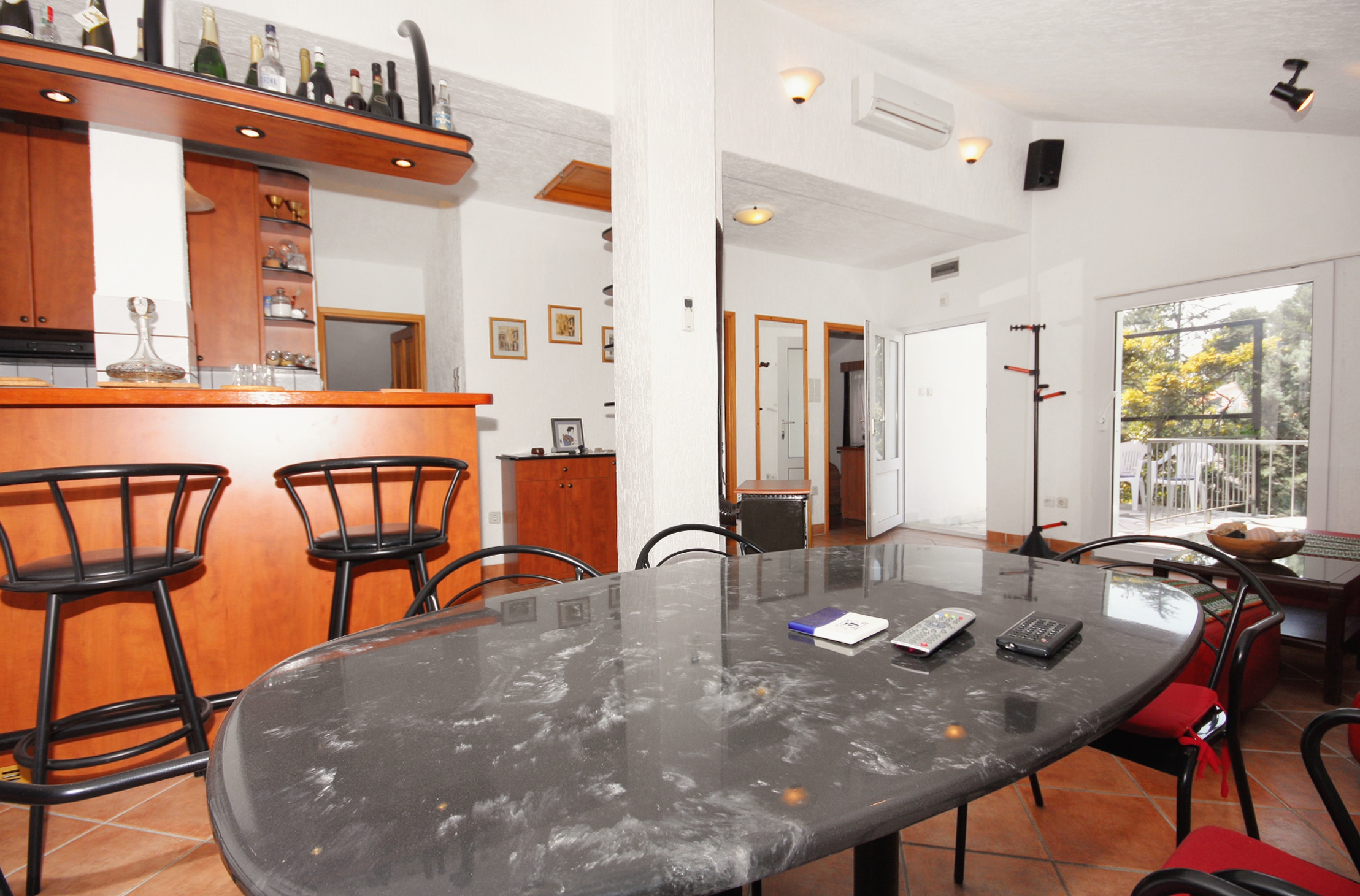 Two bedroom apartment with terrace and sea view Malinska, Krk (A-5290-a)