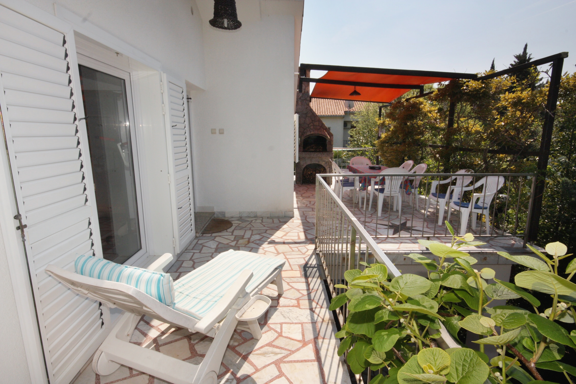 Two bedroom apartment with terrace and sea view Malinska, Krk (A-5290-a)