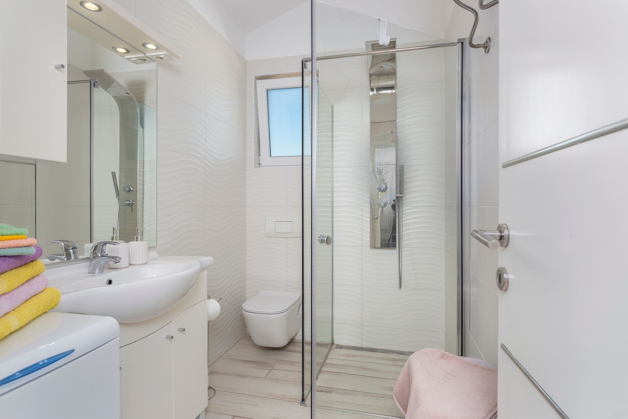 Two bedroom apartment with terrace and sea view Njivice, Krk  A-c