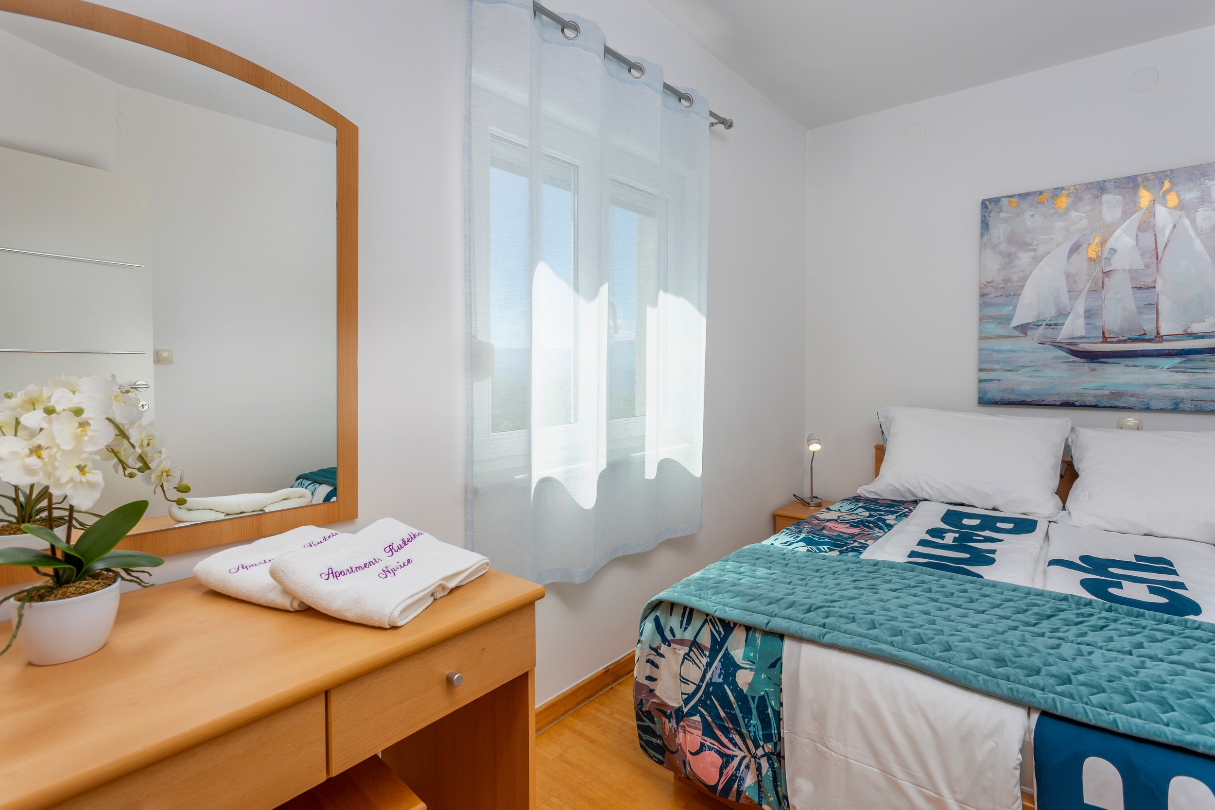 Two bedroom apartment with terrace and sea view Njivice, Krk  A-a