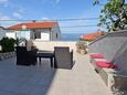 Vrbnik, Krk, Courtyard 5299 - Apartments and Rooms with pebble beach.