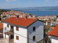 Terasa - pohled Vrbnik, Terasa - pohled v ubytování typu room, WiFi.
