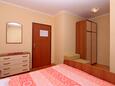 Vrbnik, Bedroom in the room, air condition available and WiFi.