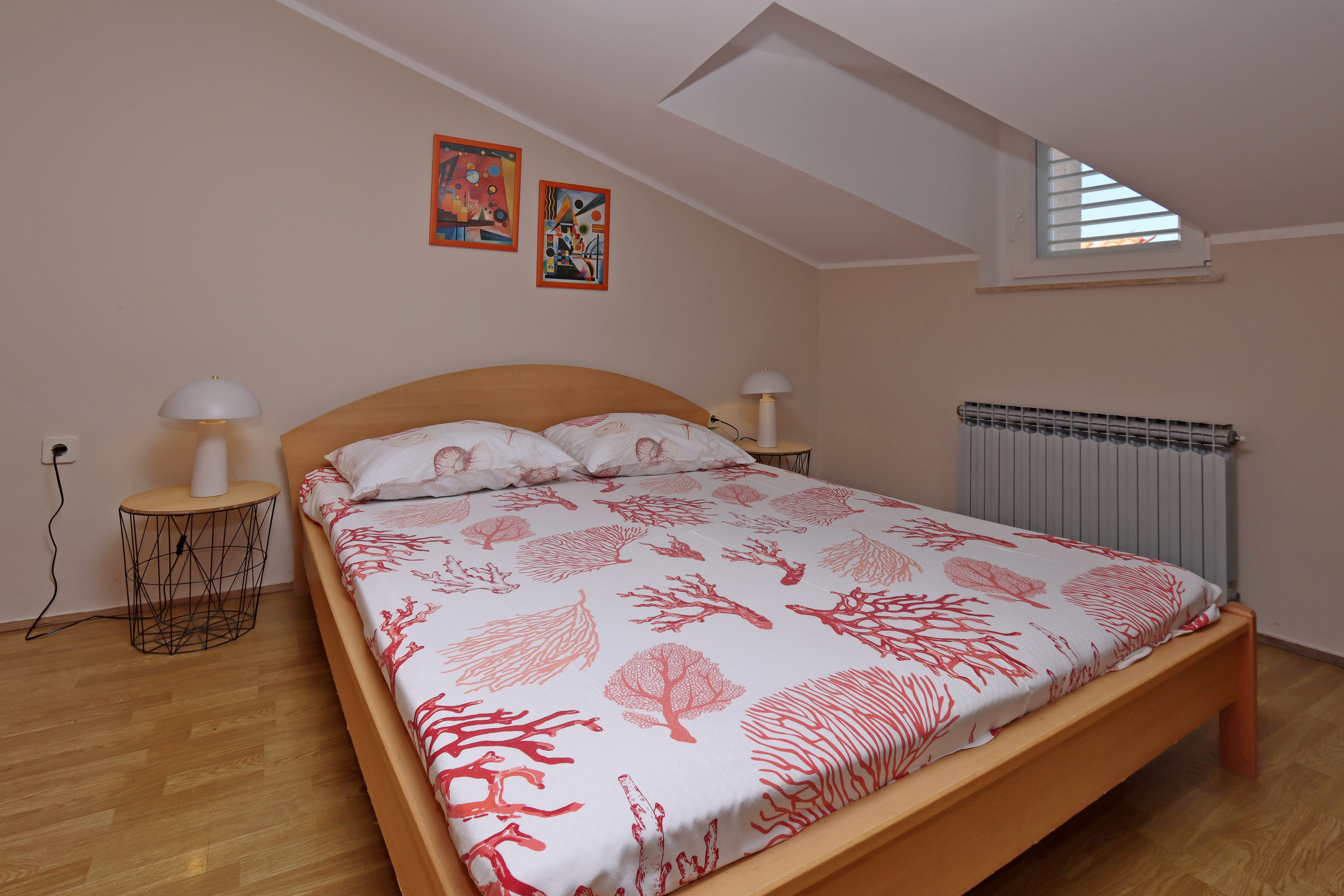 Two bedroom apartment with terrace and sea view Vrbnik, Krk  A-a