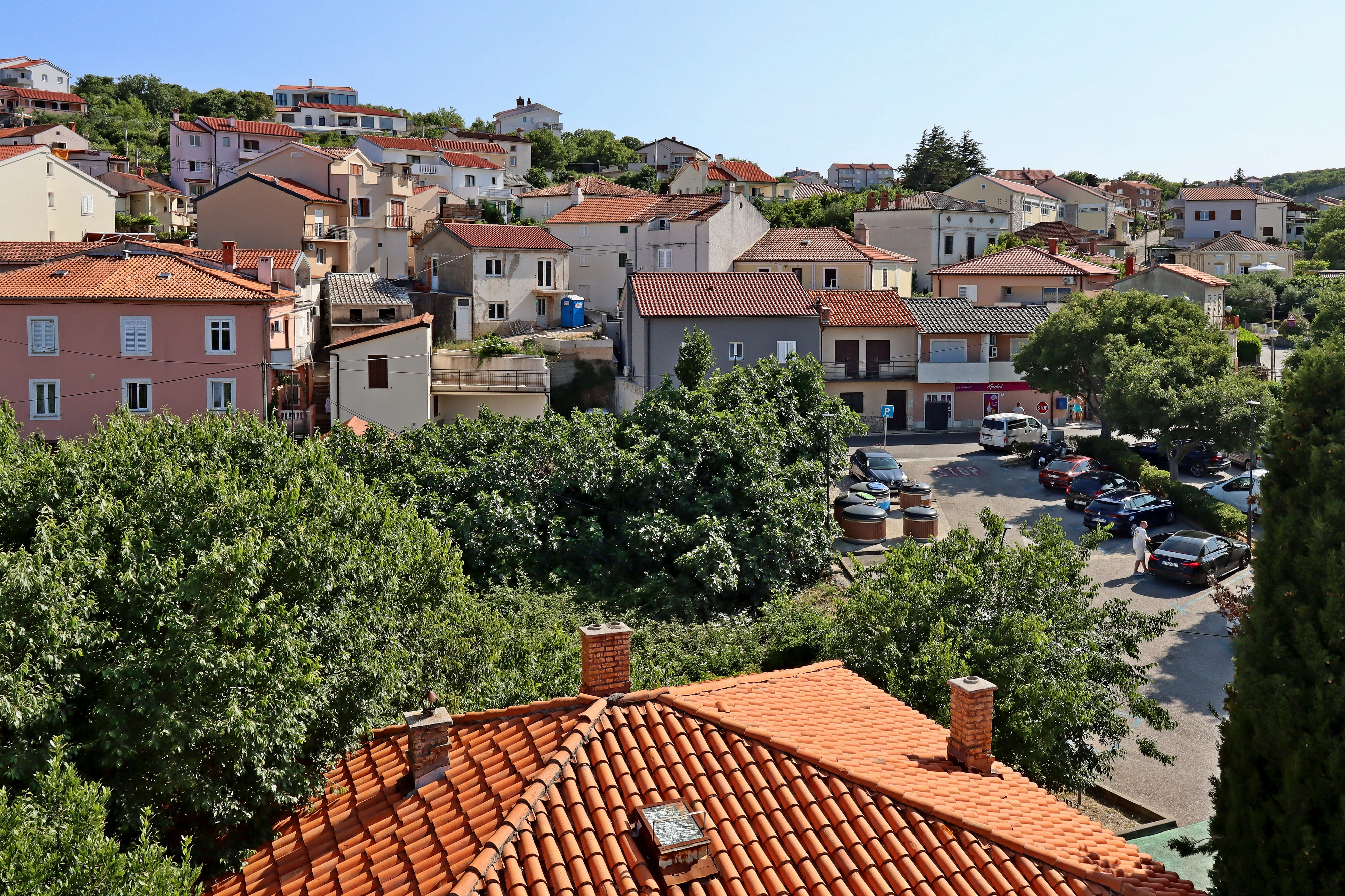 Two bedroom apartment with terrace and sea view Vrbnik, Krk  A-a